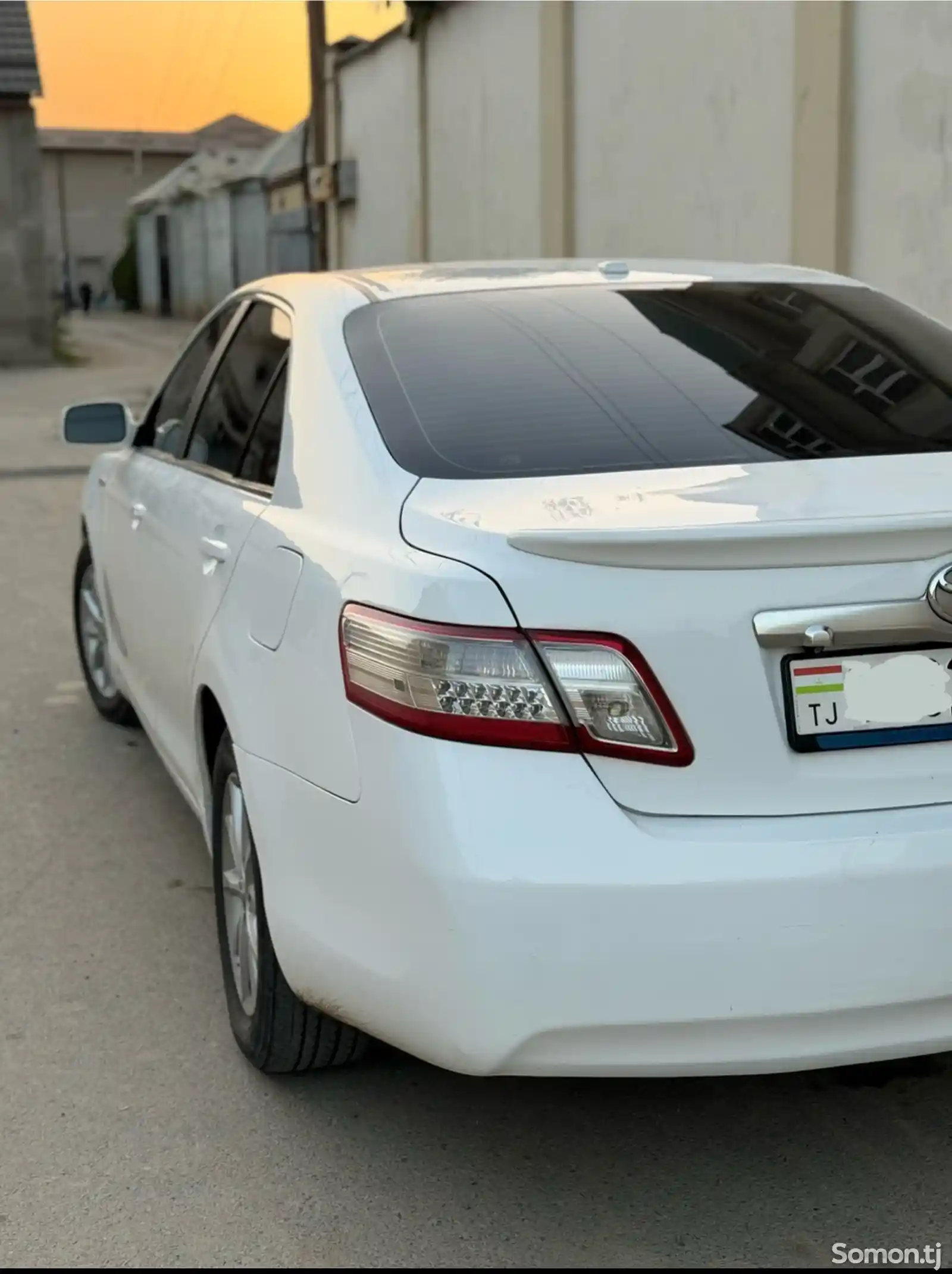 Toyota Camry, 2010-3