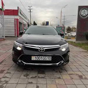 Toyota Camry, 2018