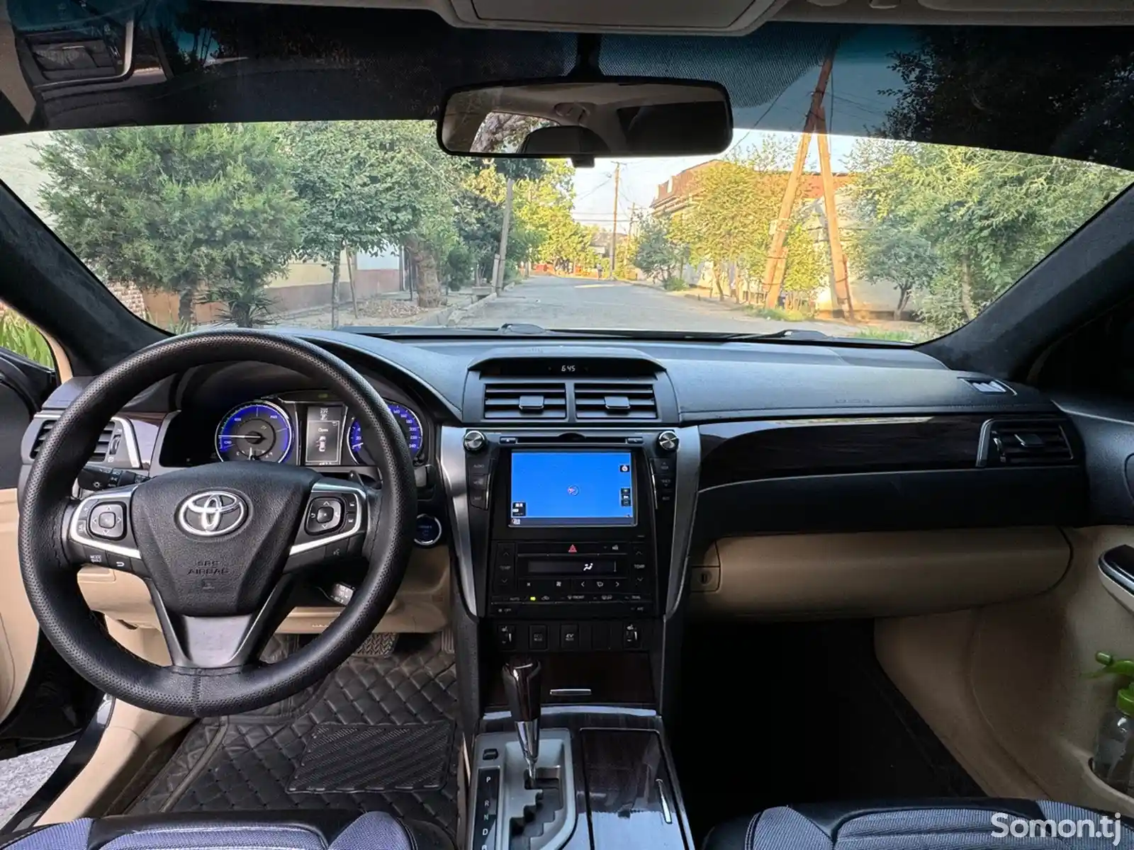 Toyota Camry, 2016-9