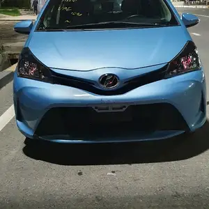 Toyota Vitz, 2015