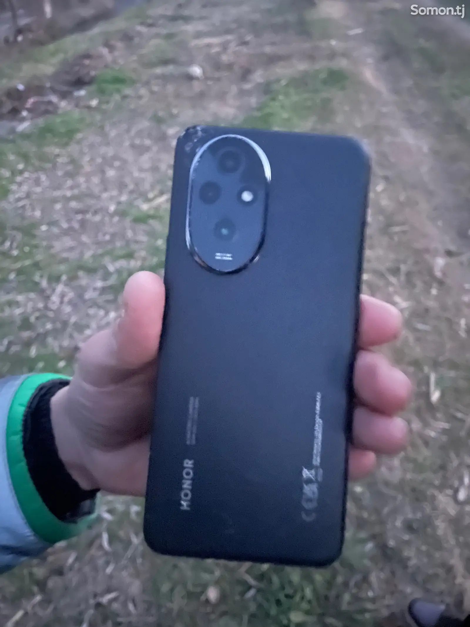 Телефон Honor-1