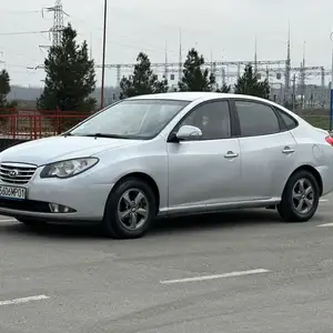 Hyundai Avante, 2010