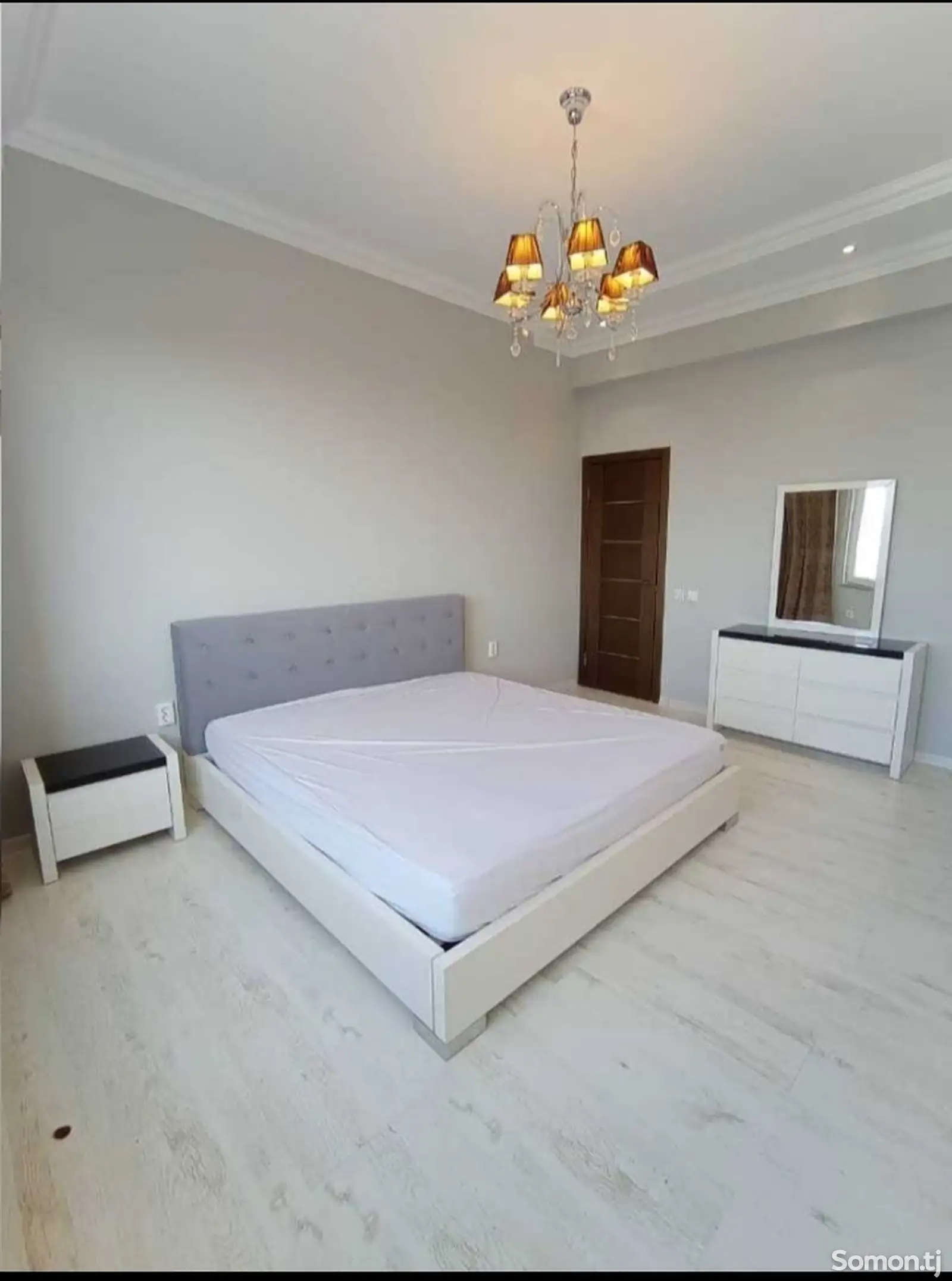 4-комн. квартира, 12 этаж, 111м², Цум Баракат-1