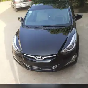 Hyundai Elantra, 2016