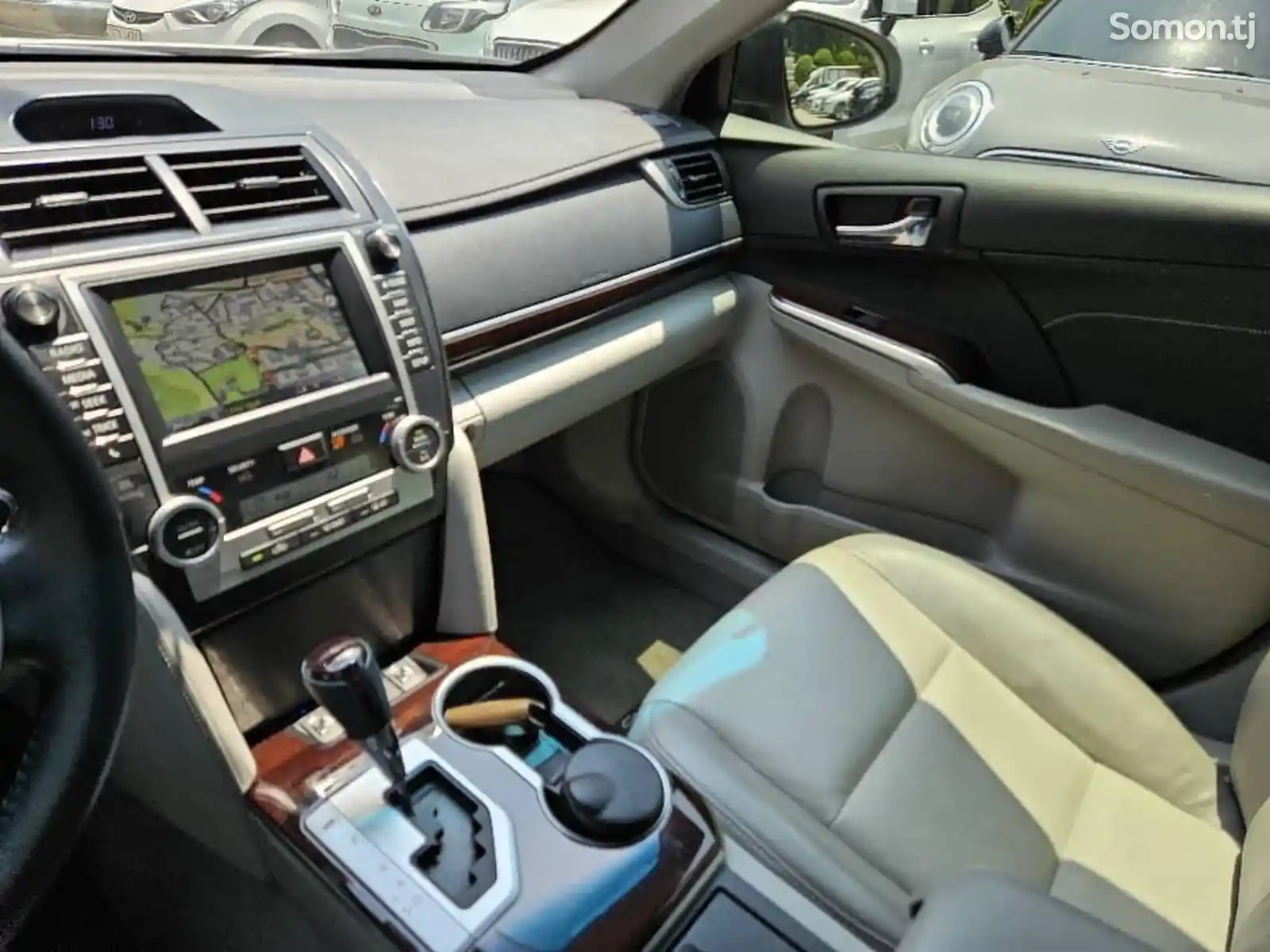 Toyota Camry, 2015-4