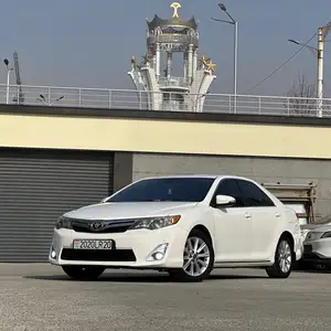 Toyota Camry, 2012