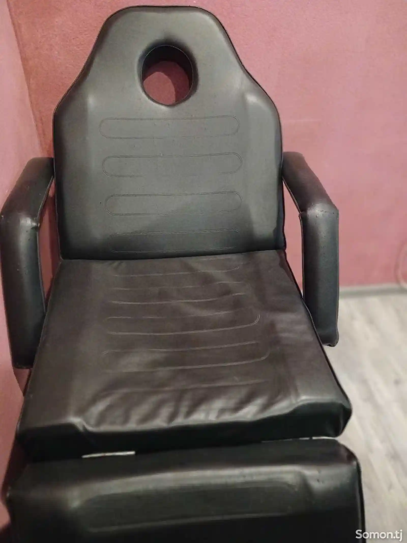 Косметологическое кресло-2