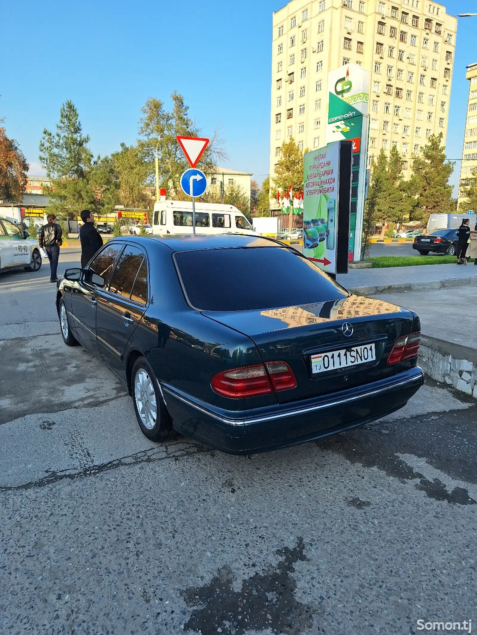 Mercedes-Benz E class, 1998-1