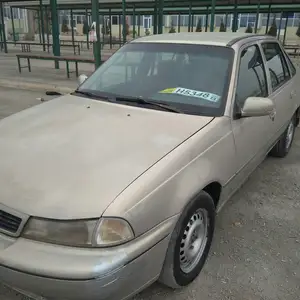 Daewoo Nexia, 1995