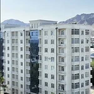 2-комн. квартира, 8 этаж, 52 м², 18мкр