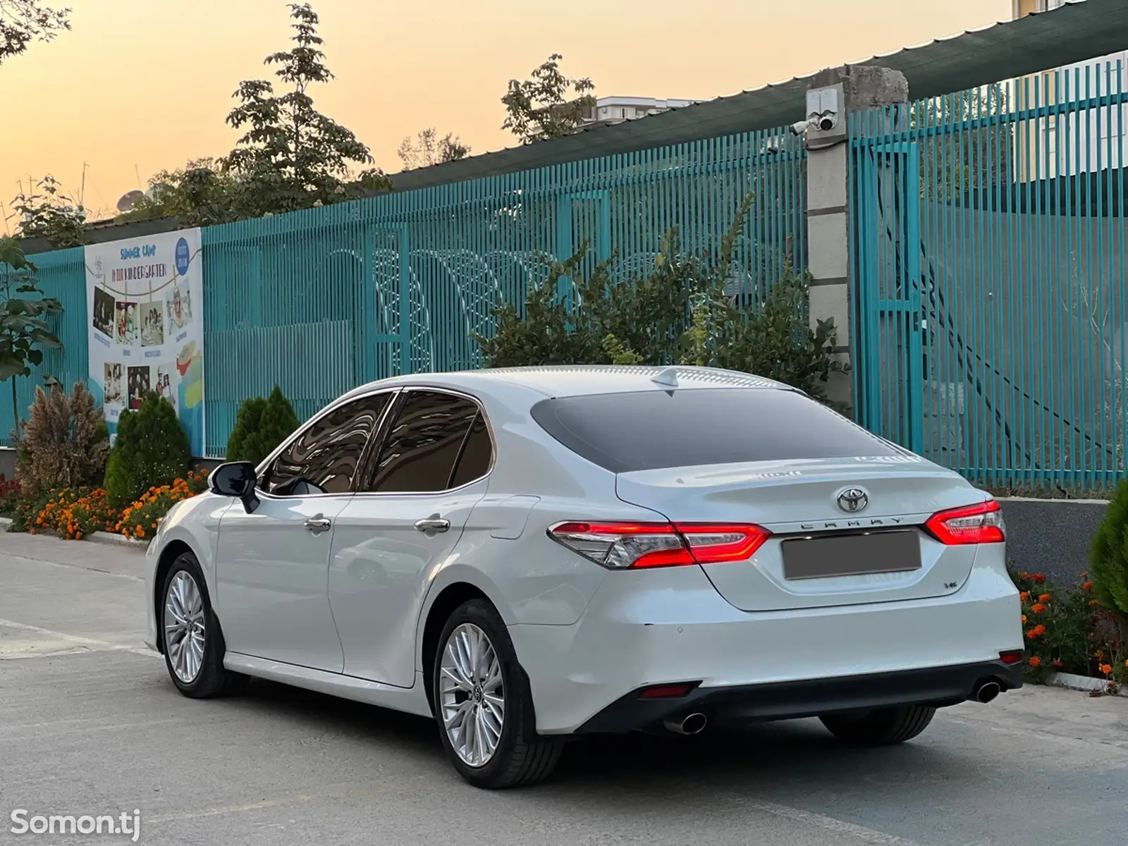 Toyota Camry, 2019-9