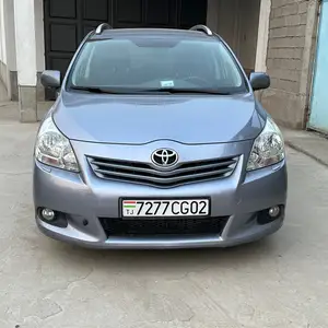 Toyota Verso, 2010