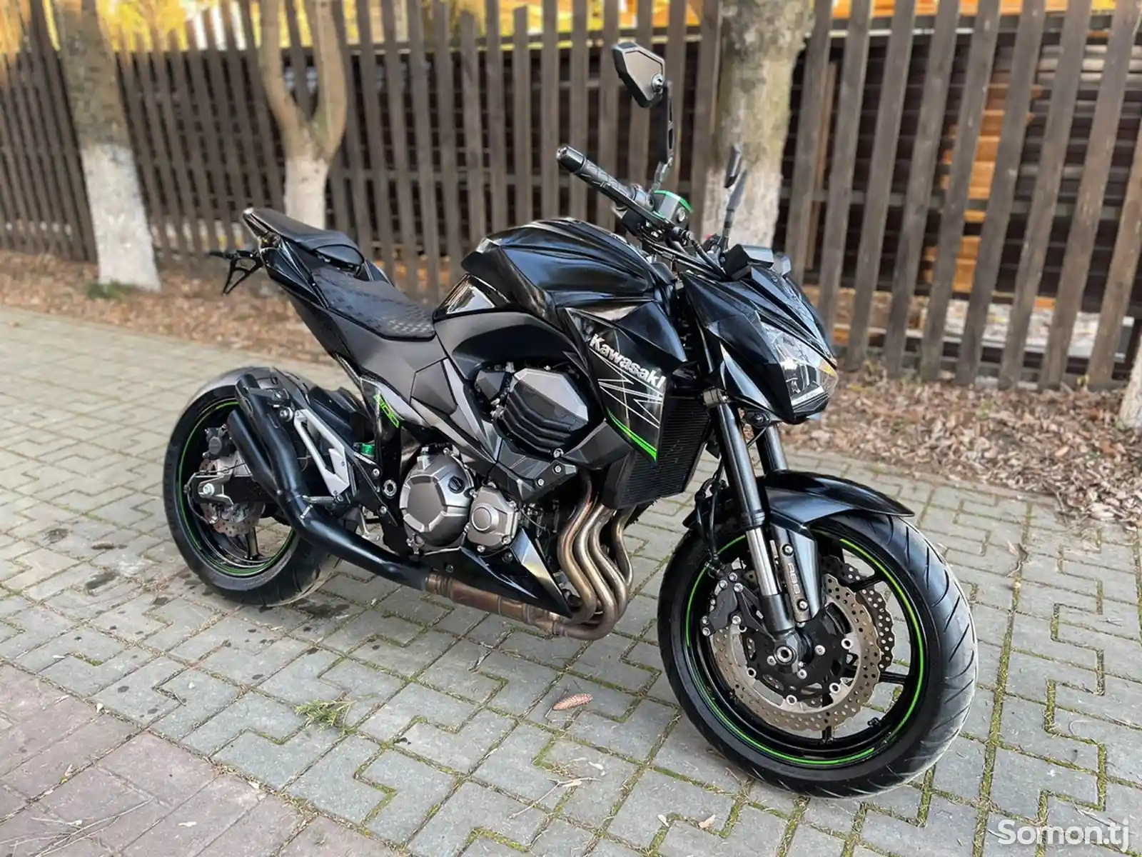 Мотоцикл Kawasaki Z800 2015