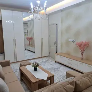 2-комн. квартира, 2 этаж, 70м², Камоли Худжанди