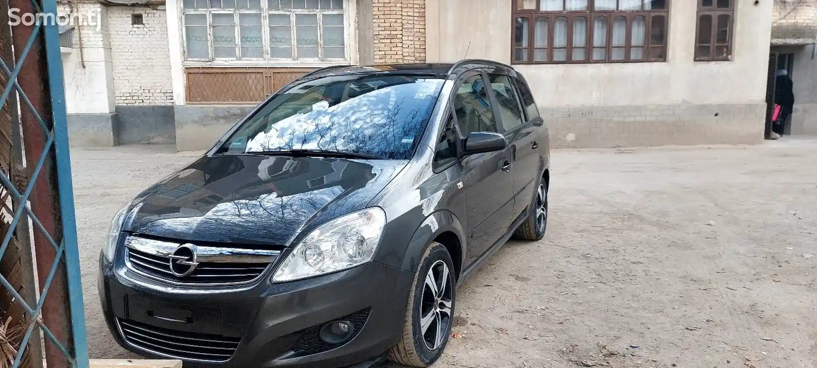 Opel Zafira, 2009-1