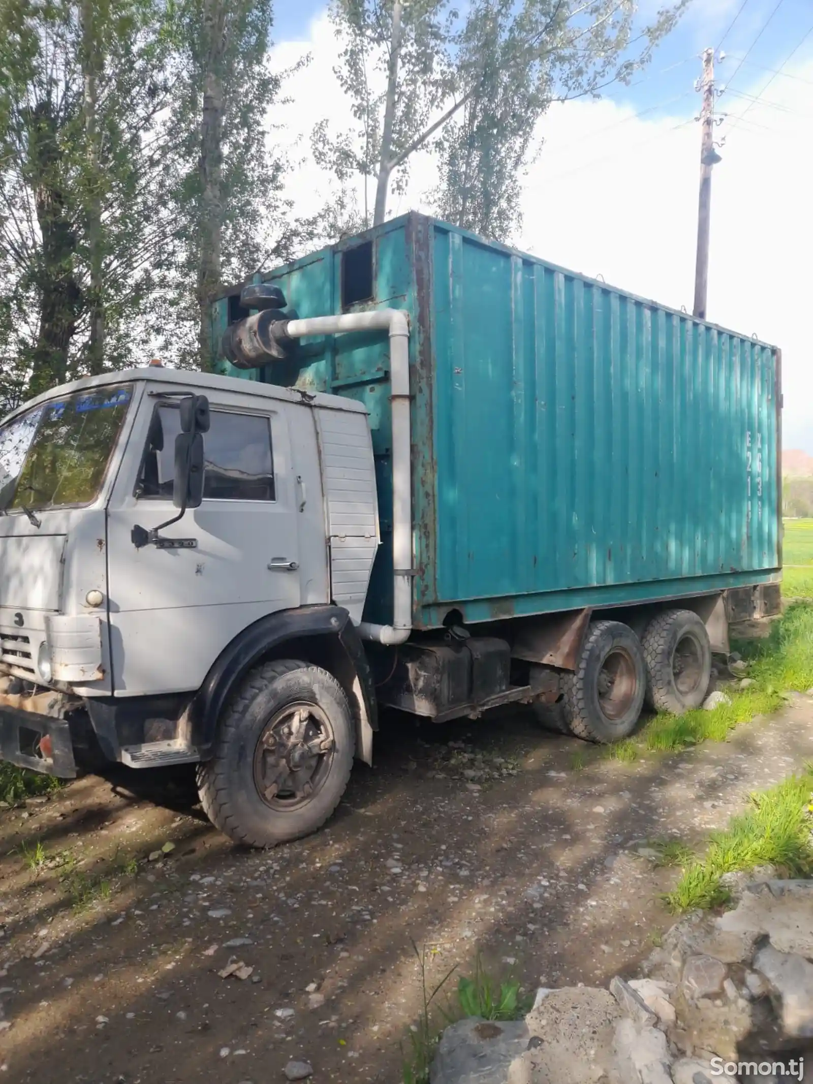 Бортовой грузовик Камаз 5320-1