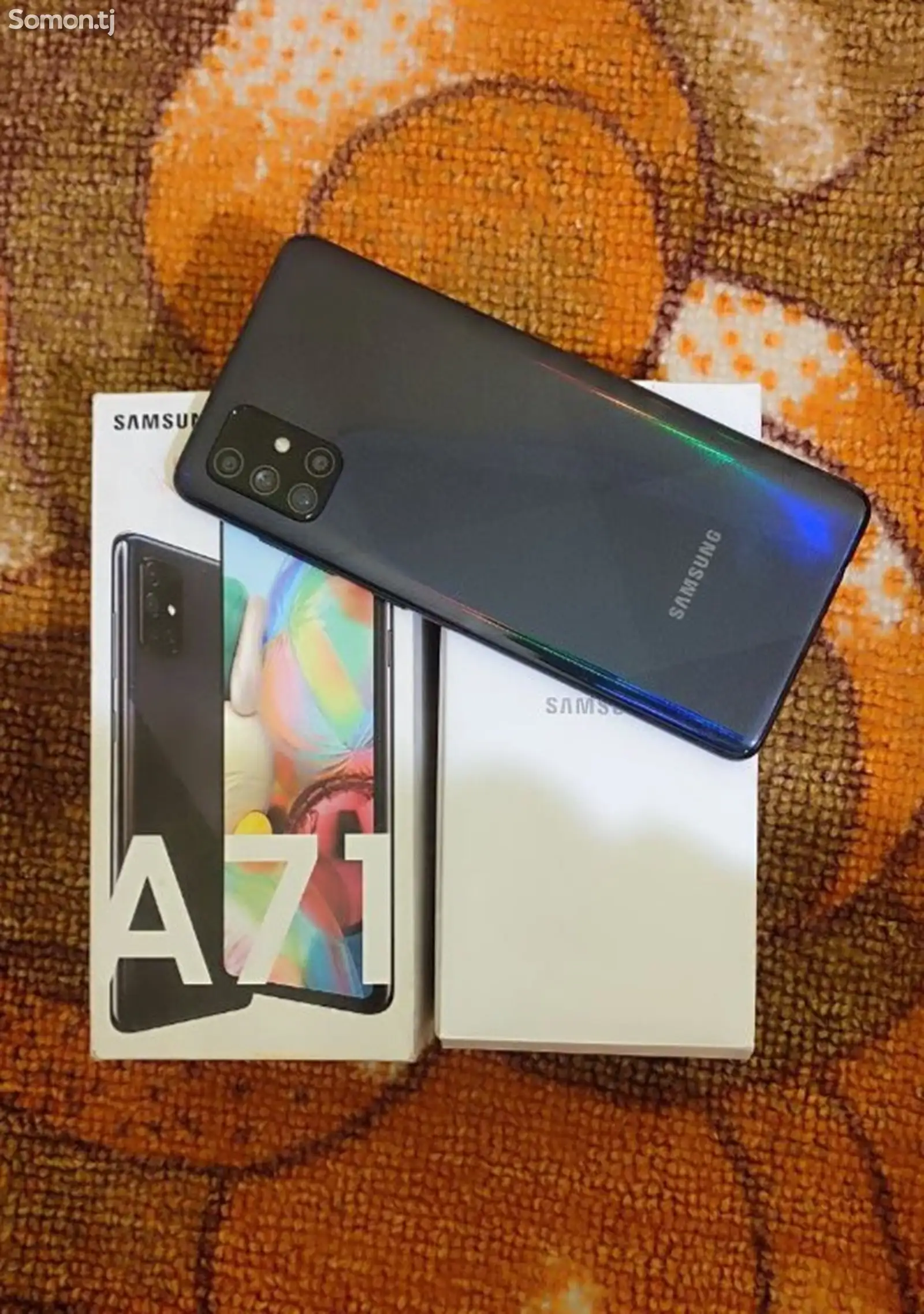 Samsung Galaxy A71-1