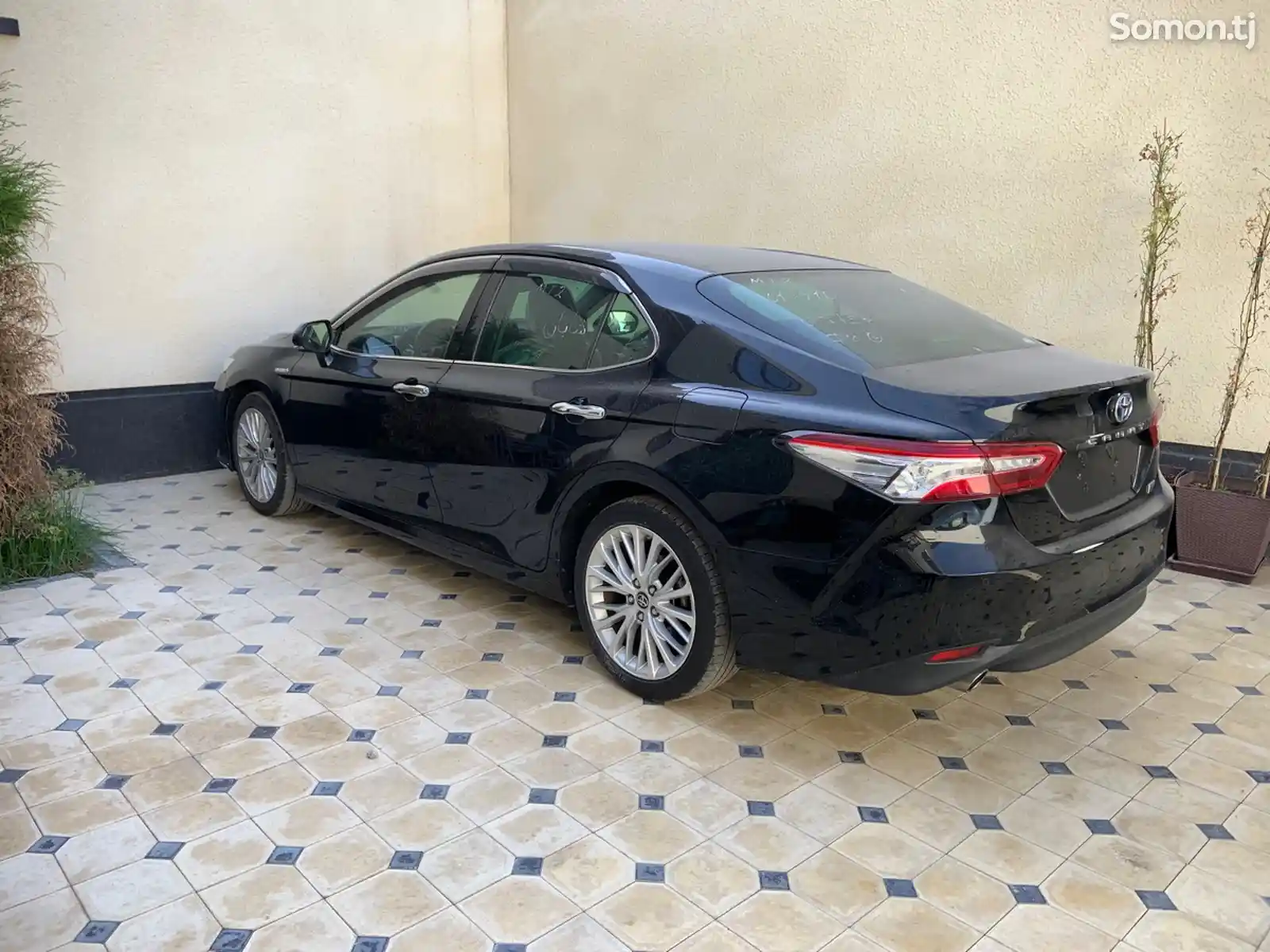 Toyota Camry, 2018-1