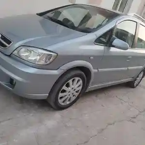 Opel Zafira, 2003