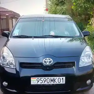 Toyota Verso, 2008