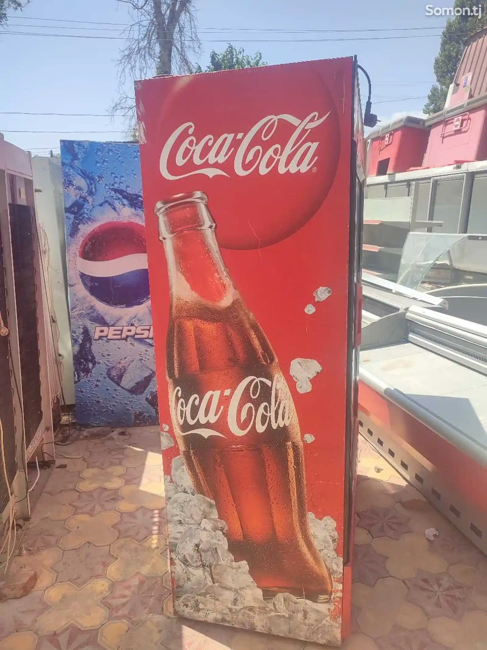 Холодильный шкаф Coca-Cola-6