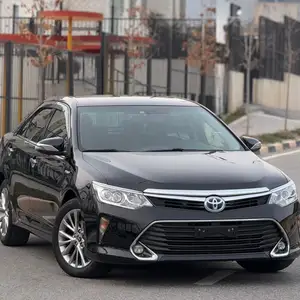 Toyota Camry, 2017