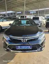 Toyota Camry, 2015-4