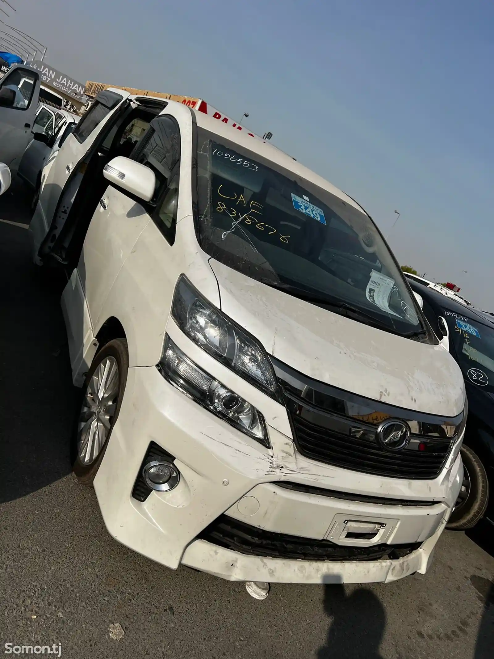 Toyota Vellfire, 2014-1