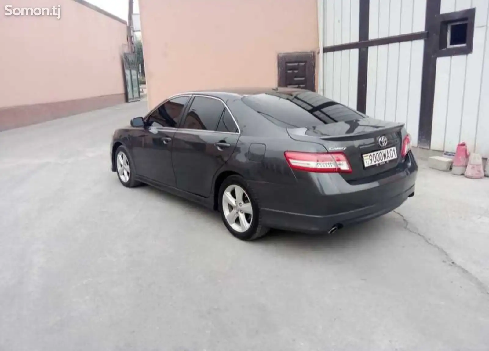 Toyota Camry, 2011-1