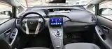 Toyota Prius, 2010-12