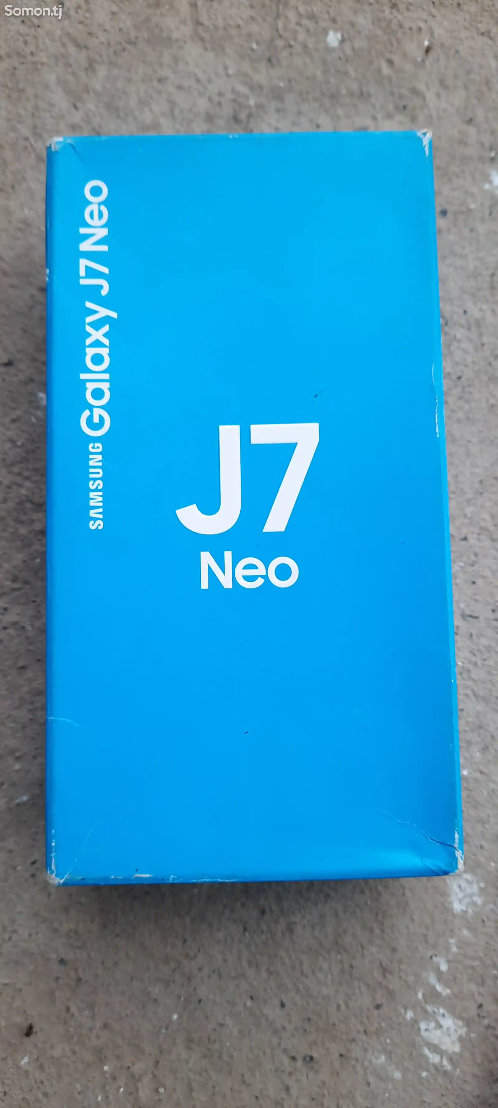 Samsung Galaxy J7 neo-3