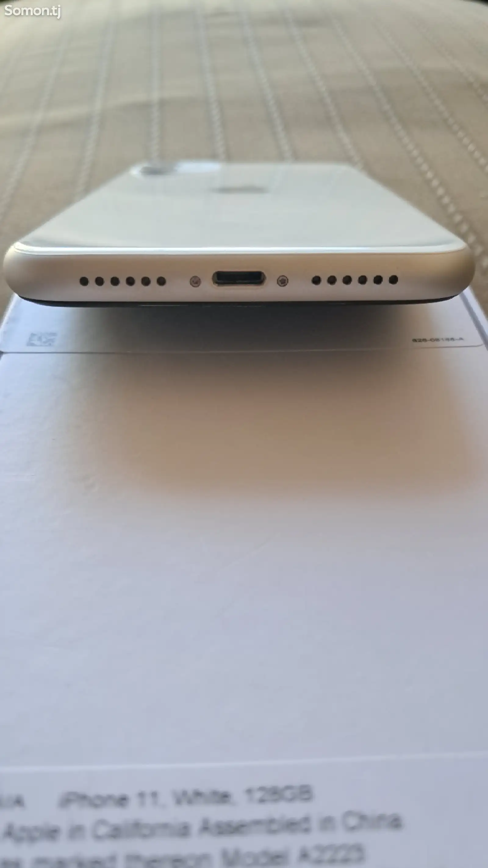 Apple iPhone 11, 128 gb, White-4