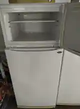 Холодильник indesit-3