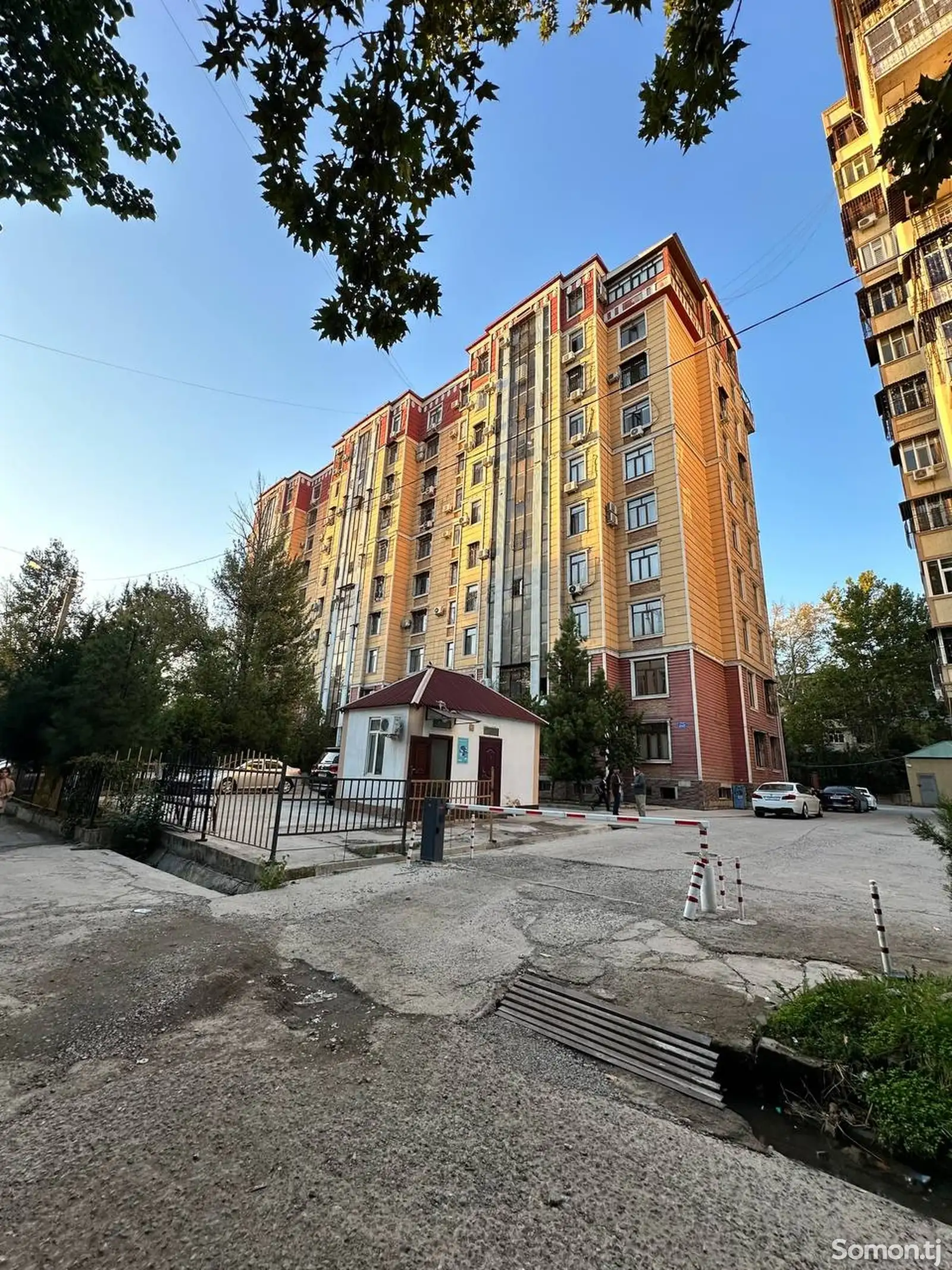 3-комн. квартира, 9 этаж, 90 м², Арбат, 92й-микрорайон, Района Сино.-16