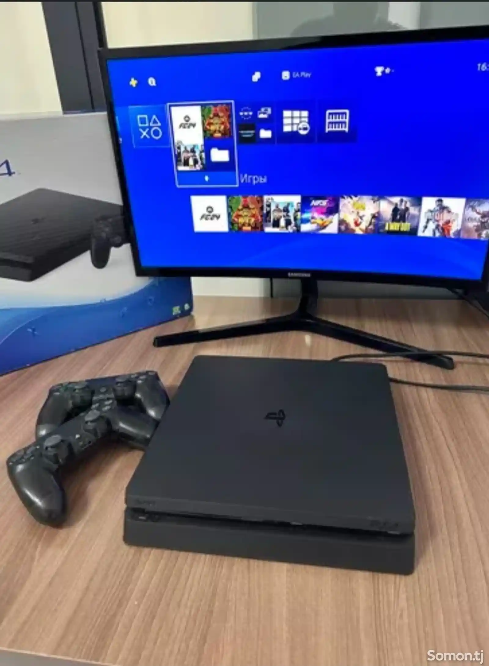 Игровая приставка PS 4 slim