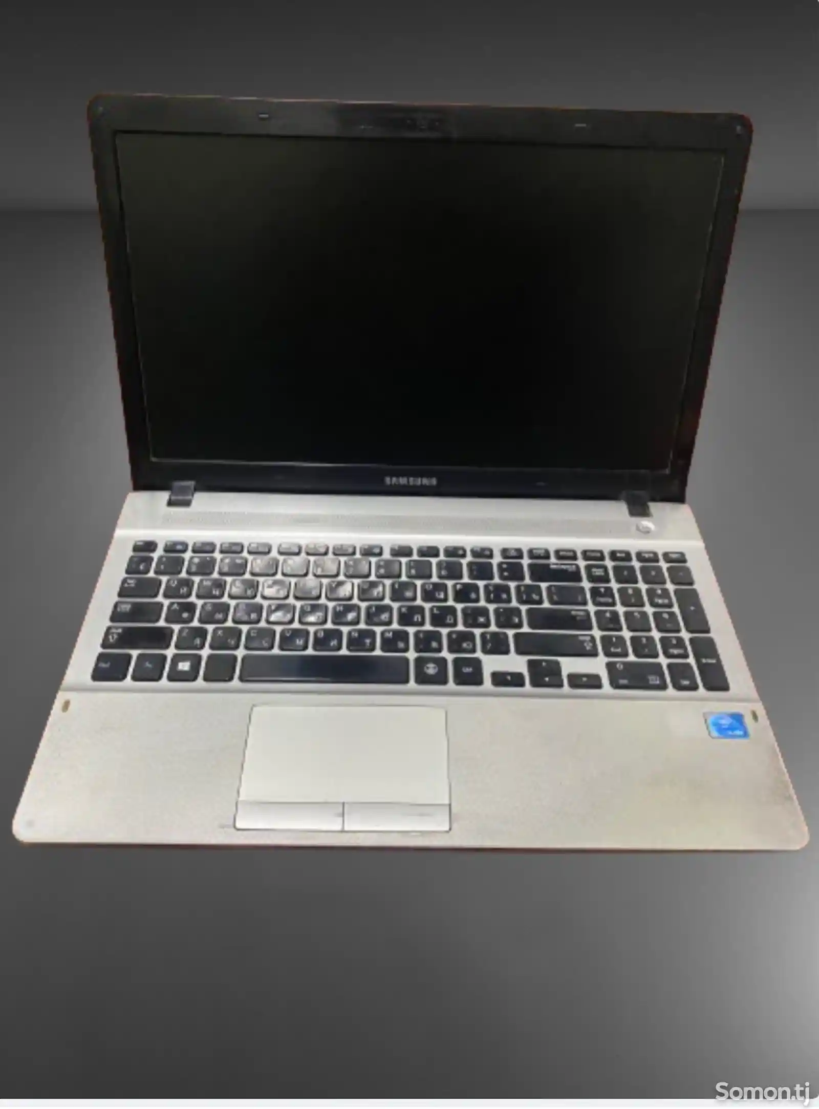 Ноутбук Samsung np300e5v-1