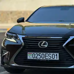 Lexus ES series, 2017