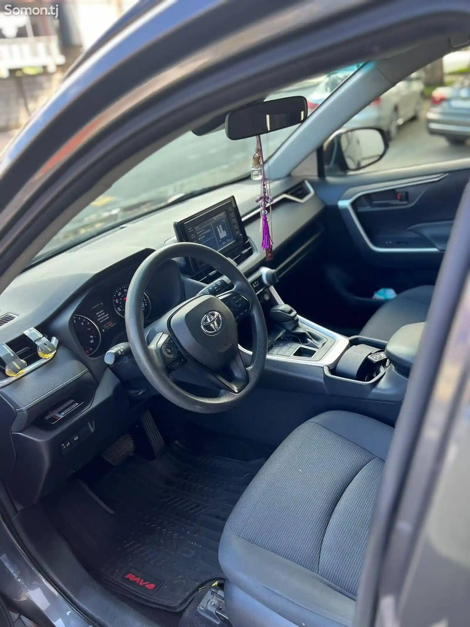 Toyota RAV 4, 2019-9