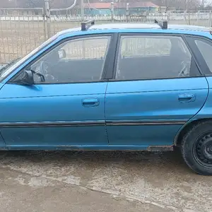 Opel Astra H, 1992