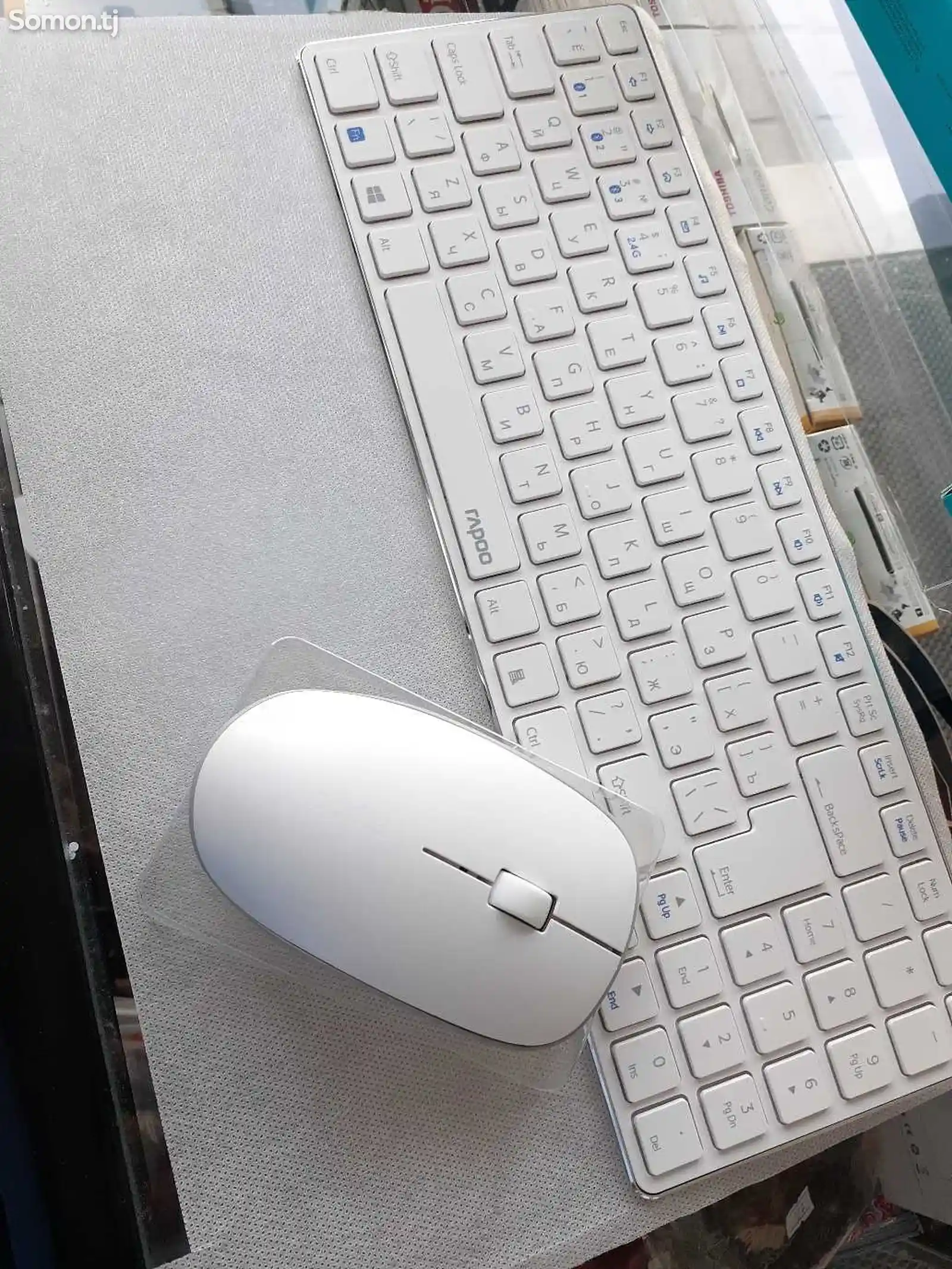 Беспроводная клавиатура с мышкой от Rapoo-1