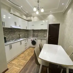 2-комн. квартира, 7 этаж, 65м², Сомони