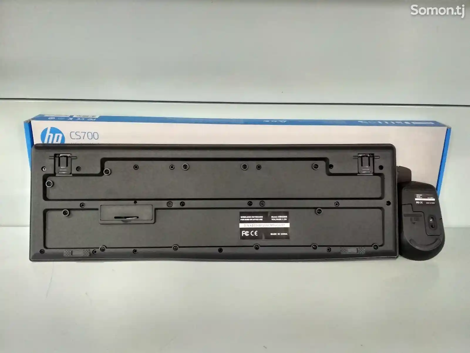 Беспроводная клавиатура и мышка HP CS700-4