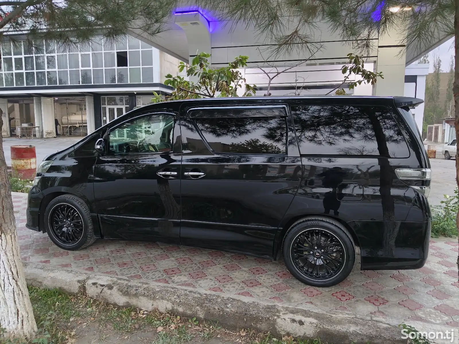 Toyota Vellfire, 2014-4