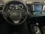 Toyota RAV 4, 2019-15