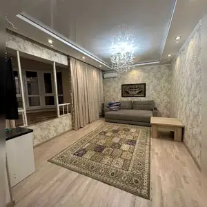 2-комн. квартира, 6 этаж, 70м², Фирдавси