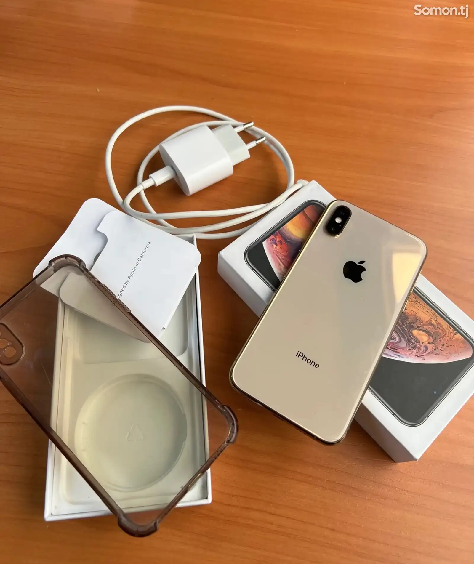 Apple iPhone Xs, 256 gb, Gold-1