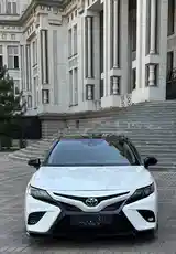 Toyota Camry, 2021-3